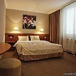 Victoria Hotel