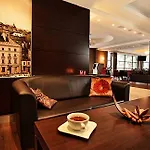 Victoria Hotel 3*