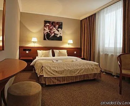 Victoria Hotel