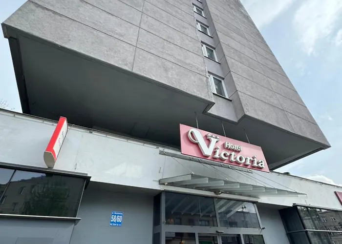 Victoria Hotel 3*